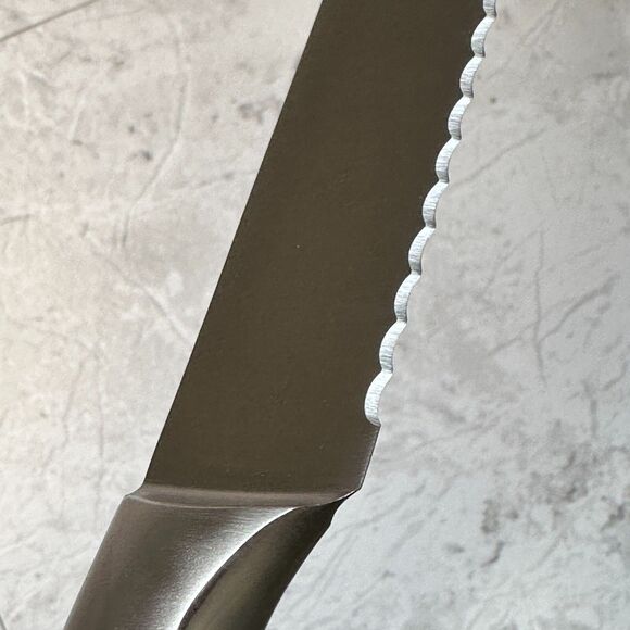 Messermeister Avanta 10” Scalloped Slicer Knife New - Picture 10 of 15